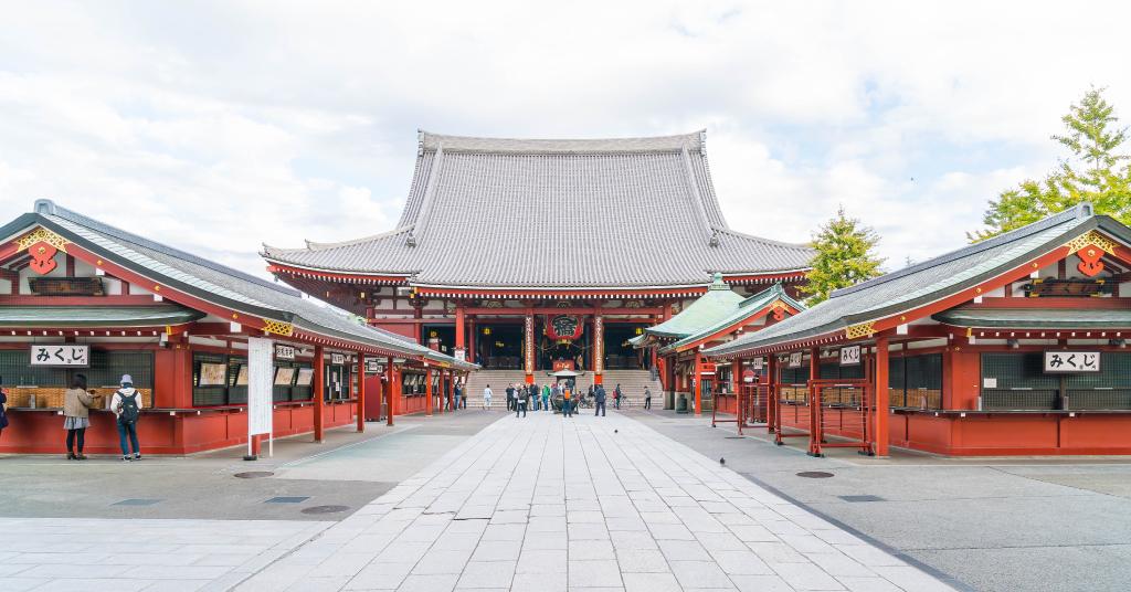 beautiful architecture sensoji temple around asakusa